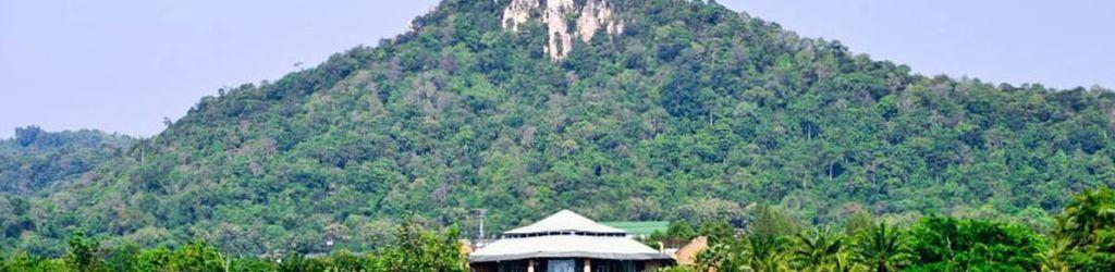 Khao Kheow Country Club A/B cover image